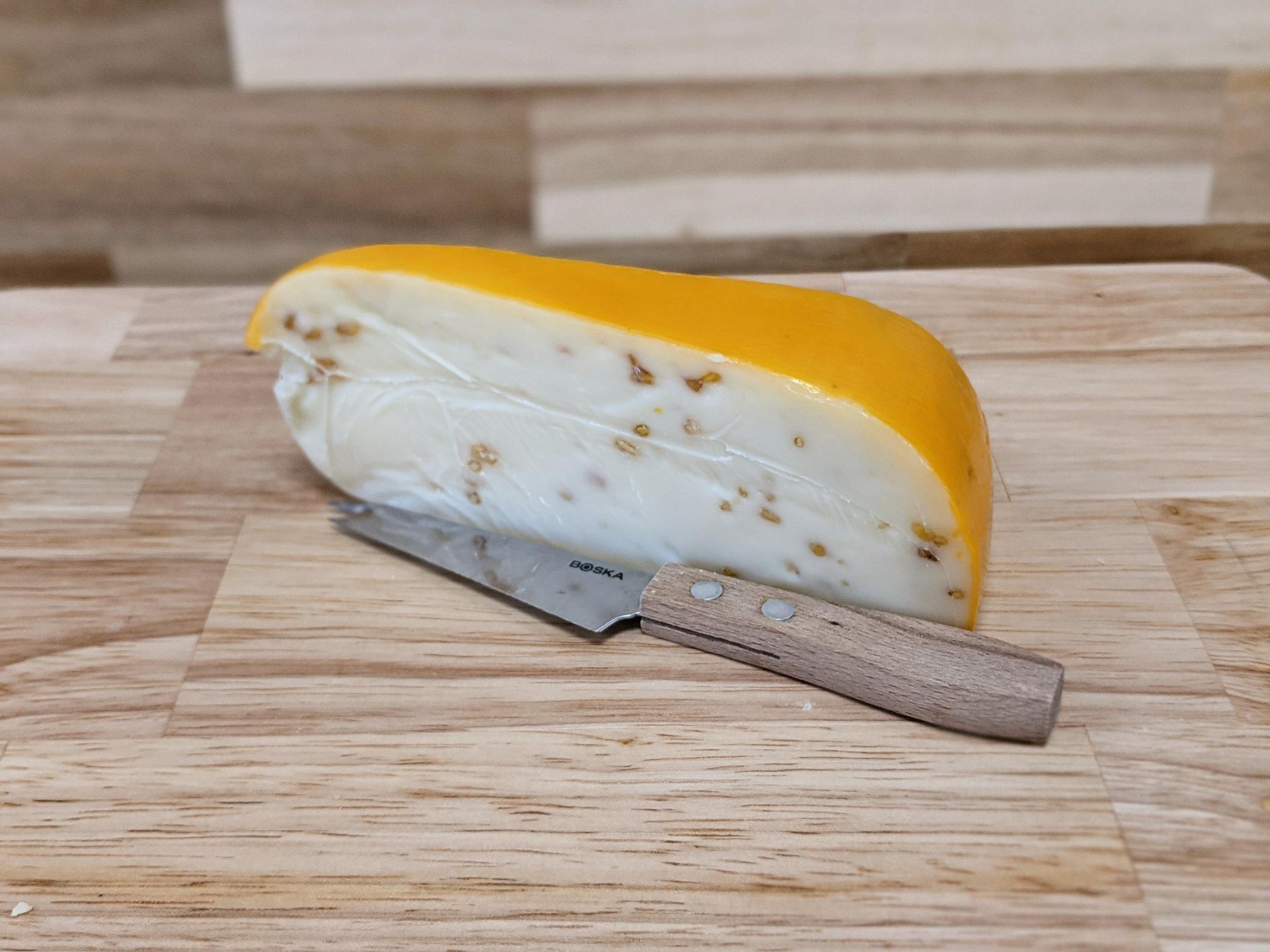 Foenegreek Gouda Eau Galle Cheese